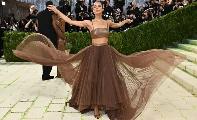 迷霧科普蘭（Misty Copeland）周一（2026年5月4日）抵達紐約大都會藝術博物館服裝學院的慈善晚會，慶祝「服裝藝術」展覽開幕。（美聯社圖片/Evan Agostini/Invision） AP圖片