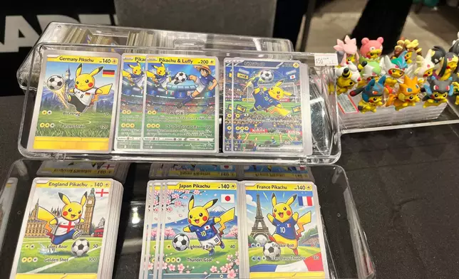 展出各年代寶可夢卡