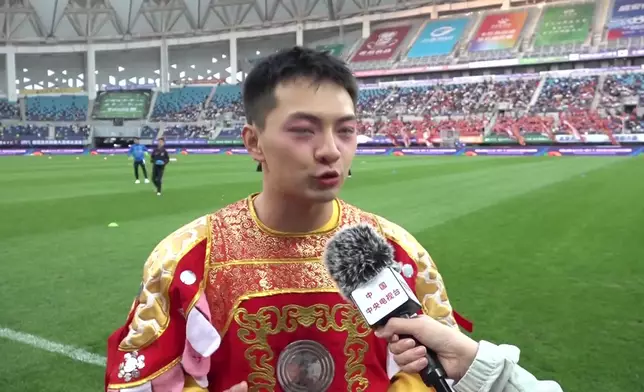長春隊球員兼體育推廣大使王慶豐希望全國各地的朋友都能體驗長春的體育精神，並欣賞孫悟空所體現的堅毅不拔、永不放棄的態度。CCTV影片截圖