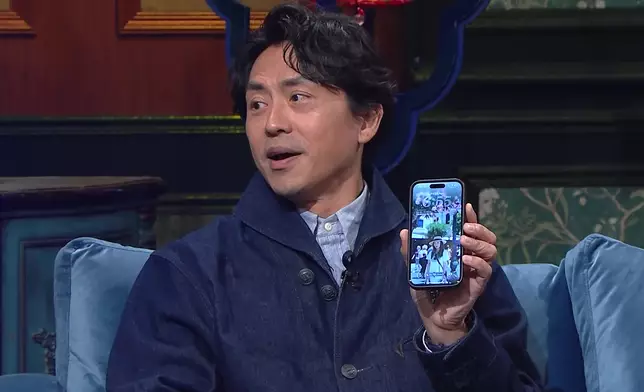 森美手提電話Wallpaper直情Set咗「老婆系列」，鍾意轉邊張都得。