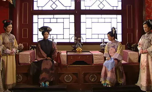 當時有好多女演員出演，網民列出三大嫌疑人包括龔嘉欣、葉翠翠、苟芸慧