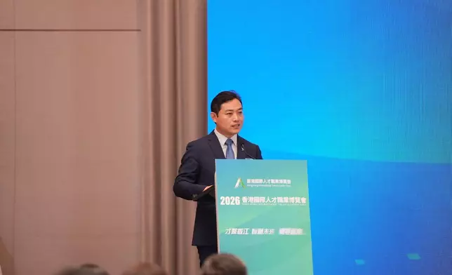 香港國際人才職業博覽會組委會駱勇主席致歡迎辭。巴士的報記者攝