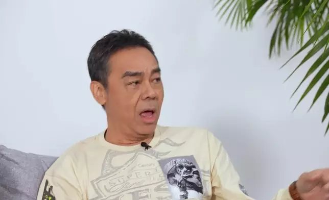 劉青雲同吳鎮宇老友鬼鬼，仲即場扮對方添。