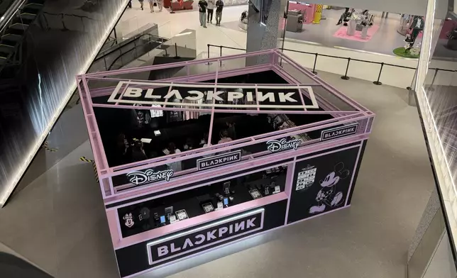DISNEYxBLACKPINK期間限定快閃店進駐啟德雙子匯2期。