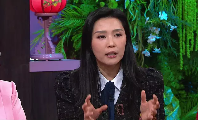 裸泳同婉婉都有分享愛情保鮮法，婉婉仲要講到唱晒歌咁。
