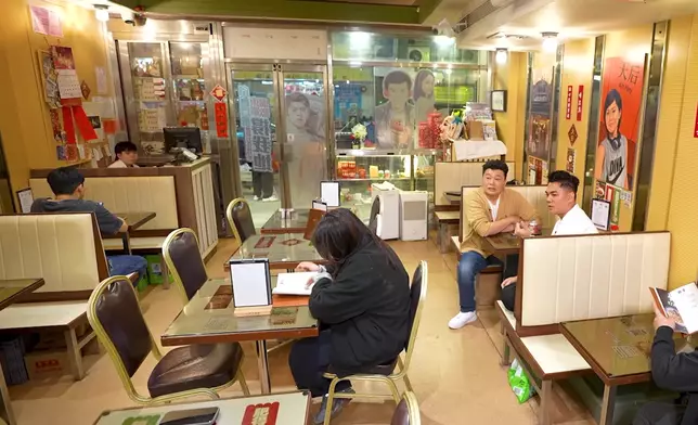 50、60年代，冰室係唔少香港人聚腳點。