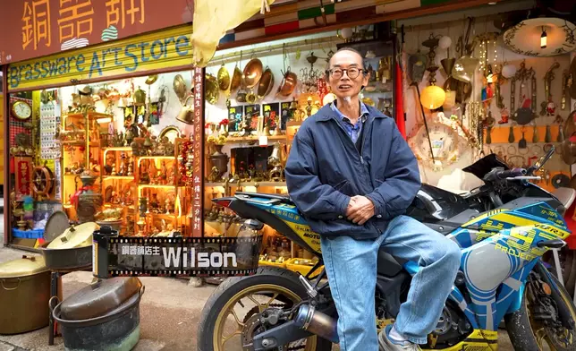 Wilson細細個開始已經有儲銅幣習慣。