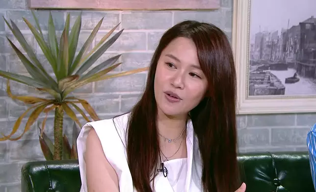 翠如雖然已為人母，但依然少女味十足。