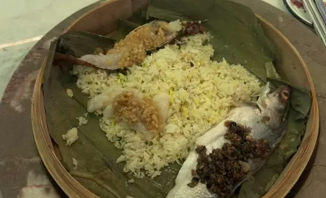 然而有食客到店後大感「中伏」，指實物份量與宣傳片相差極遠。