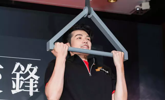 張小倫拉力挑戰。