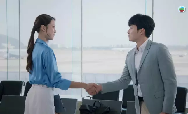 周嘉洛似乎對Tiffany一見鍾情。