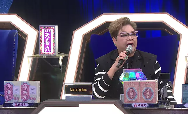 肥媽取笑韋綺姍與黑妹是「狼虎年華」。