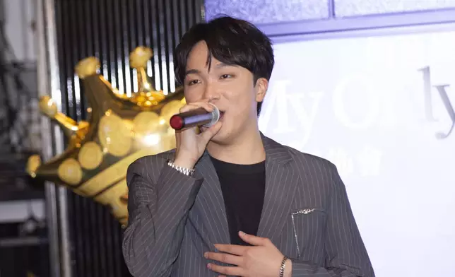 Rock於發佈會上首度現場獻唱全新單曲《MY ONLY》。