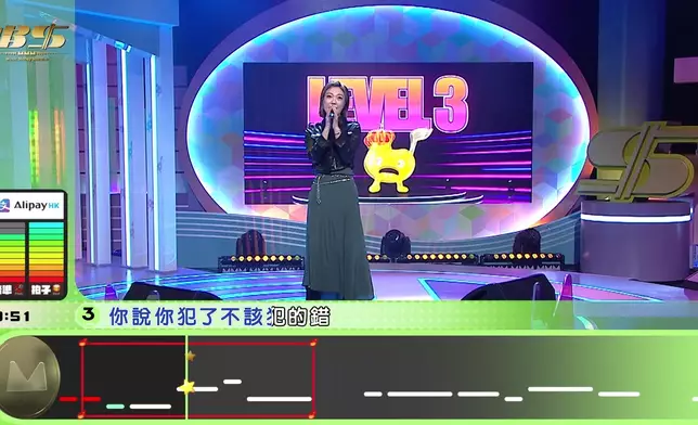 龍婷唱《夢醒時分》順利過關，鬆一口氣。