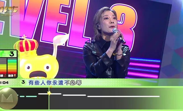 龍婷唱《夢醒時分》順利過關，鬆一口氣。