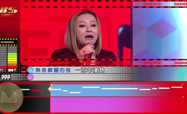 龍婷與李佳戰戰兢兢唱《睡公主》，雖然失敗但勝出遊戲，唱完後龍婷一額汗。