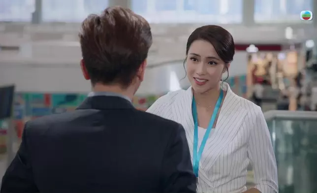 呢幕真係好爆笑，Tiffany都好靚。
