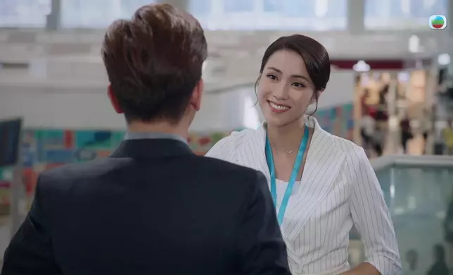 呢幕真係好爆笑，Tiffany都好靚。