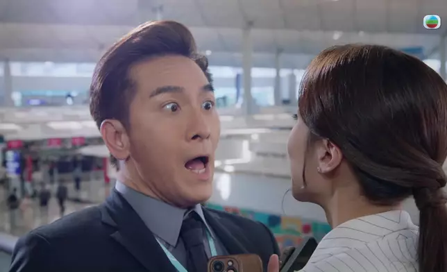 呢幕真係好爆笑，Tiffany都好靚。
