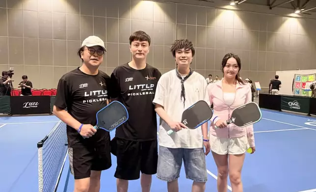 左起：李啟傑、謝東閔、何博文、莊殷玥