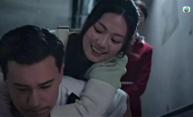 游游呢幕心心眼笑咗。