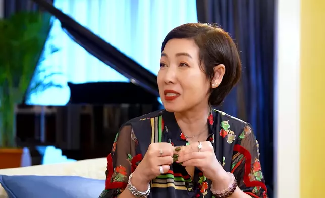 芷珊好驚訝校長原來做咗咁多生意。