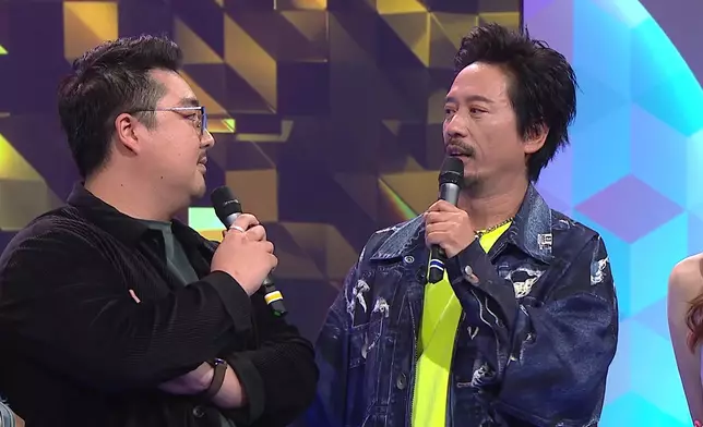 Eric Kwok即場傳授唱《十面埋伏》的秘訣。
