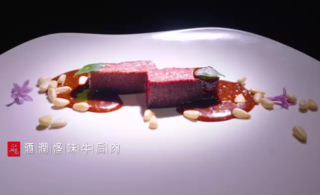 無論係菜式，定為兩師兄弟嘅為食表情包，都一樣咁好睇。