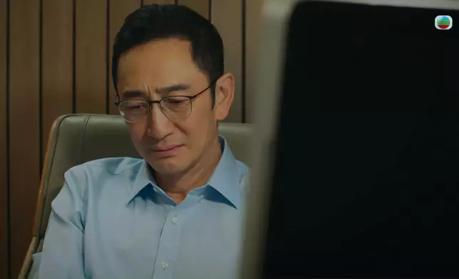悲痛嘅啟華哥