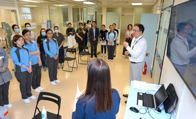 因應非洲伊波拉病疫情　衞生署進一步加強防護裝備培訓 政府新聞處圖片