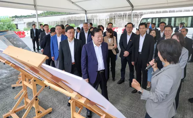 中央港澳工作辦公室主任、國務院港澳事務辦公室主任夏寶龍抵港考察調研。政府新聞處圖片