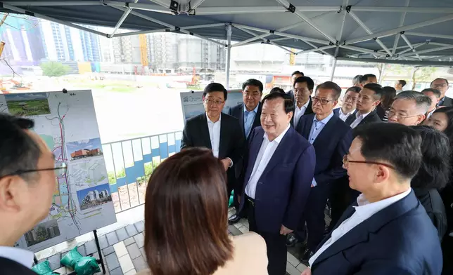 中央港澳工作辦公室主任、國務院港澳事務辦公室主任夏寶龍抵港考察調研。政府新聞處圖片