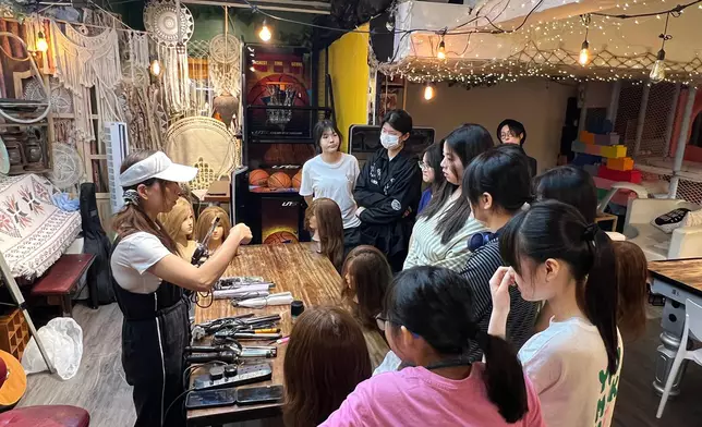 計劃設立工作坊，讓學員學習中國古代頭飾及高仿真假髮、髮型設計製作，一步一步將《西遊記》神魔角色的經典造型親手實體化