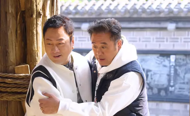 親身體驗完整採鹽過程。