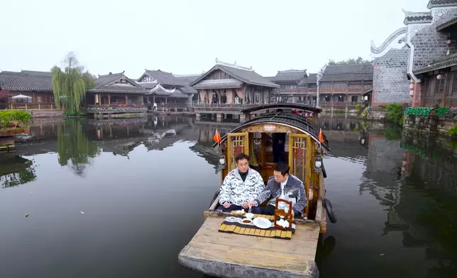 在李莊古鎮大歎景色怡人的「艇仔三白」。
