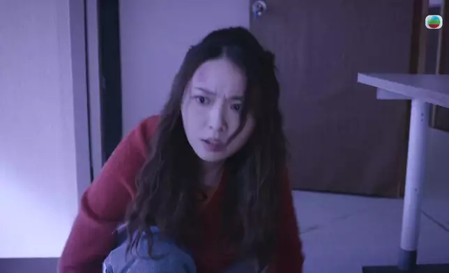 呢幕打鬥戲台前幕後都好認真。