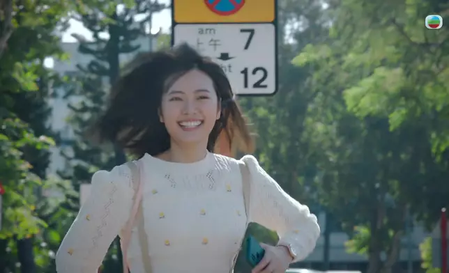 呢個係第一Hug，加埋鏡頭設計同埋兩位主角嘅甜蜜奔跑樣，真係好有初戀Feel。