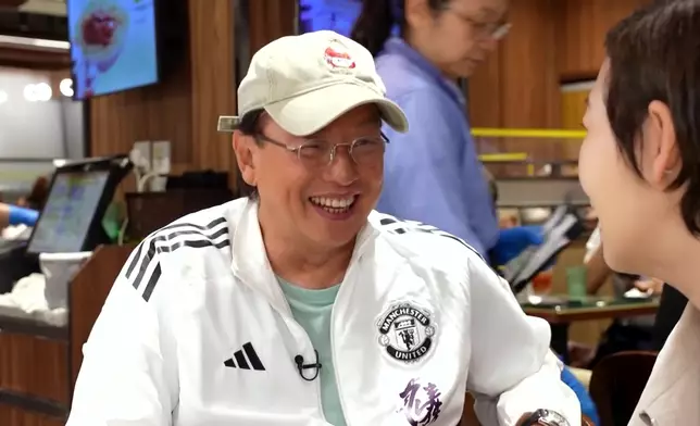 校長自爆會全掃枱面上嘅菜，食得唔好嘥。