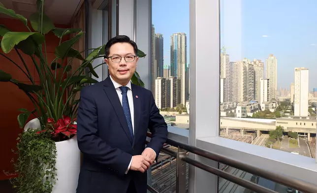 港鐵公司中國內地業務總監黃琨暐指中大培訓學生具備高效的團隊合作精神及領導能力