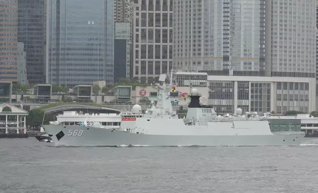 海軍艦艇編隊今日(7月6日)早上完成來港行程並駛離香港。巴士的記者攝