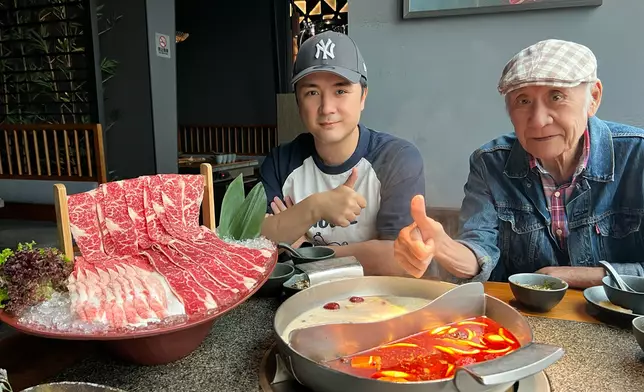 李泳豪早前為鼎爺慶祝父親節。