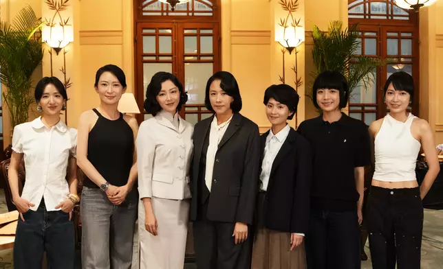 女子組演員