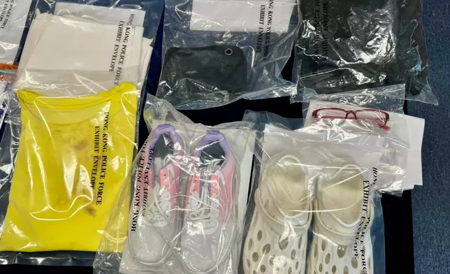 香港仔華富邨小巴站兩名五旬婦人發生爭執打鬥，其中一人不治，警方拘捕一名50歲女子，圖為案中證物。