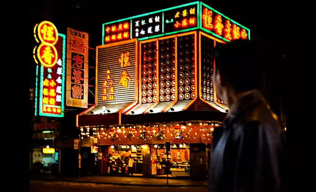 張智霖續任代言人兼升級「品牌創意官」預告全新廣告大玩穿越演繹百年經典。