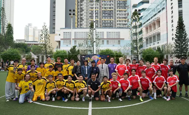 叱咤903主辦《903 GO GOLD GOAL足球賽》9月5日舉行，由903 DJ組成的「903 United」與歌手藝人組成的「歌星City」對戰。