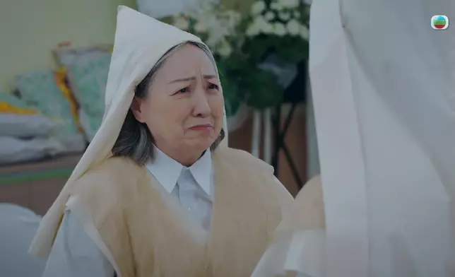 煒哥啲嘴面夠晒刻薄之餘，仲要夾雜惡形惡相同陰陰嘴，表情轉移冇得輸。