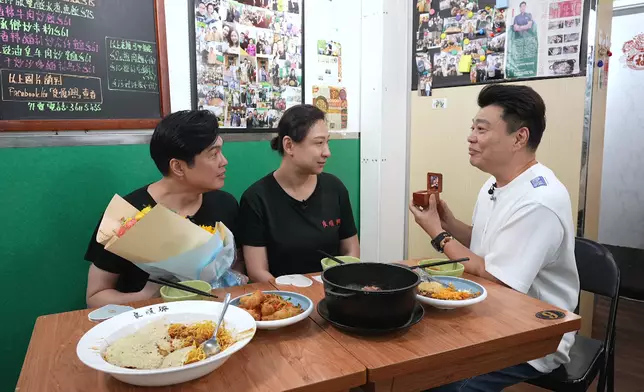 祥師兄送上音樂盒，望佢哋搵到幸福節奏。