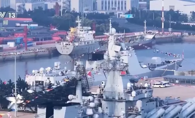 中俄「海上聯合-2026」演習7月13日早上在青島一個軍港閉幕。央視視頻截圖