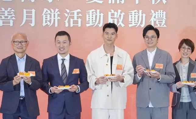 陳家樂出席「同心傳承・愛滿中秋」慈善月餅活動。