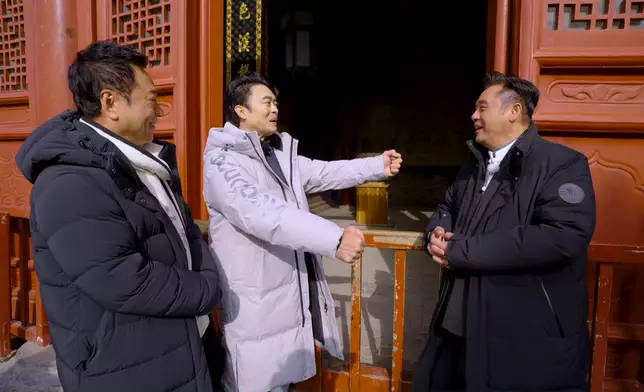 樊少皇係嵩山少林寺大顯身手。